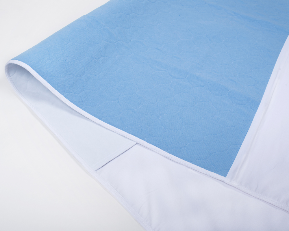 ActivePro Bettschutzunterlage mit Einsteckstreifen